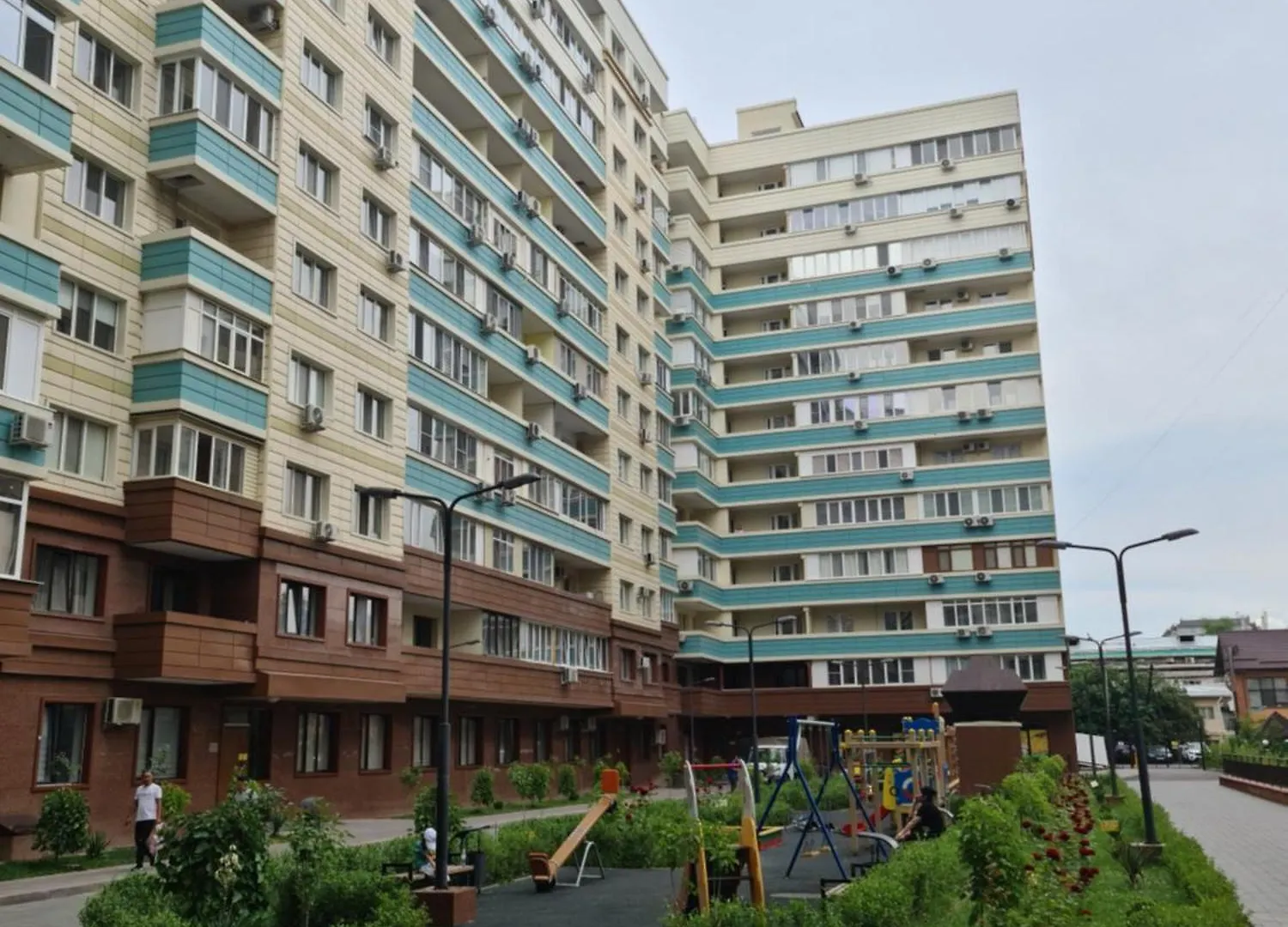 Апартамент С Красивым Балконом Almaty 0*,